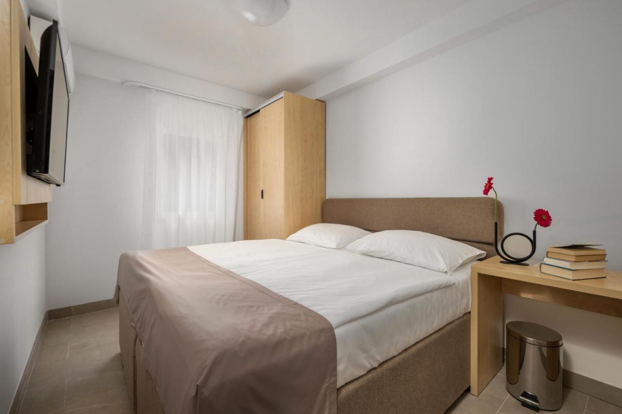 Hotel Delfin Omišalj Eksteriør billede