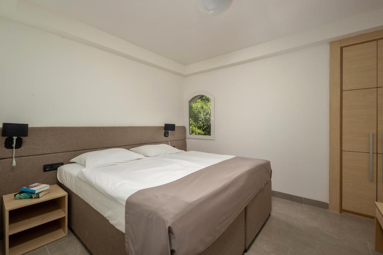 Hotel Delfin Omišalj Eksteriør billede