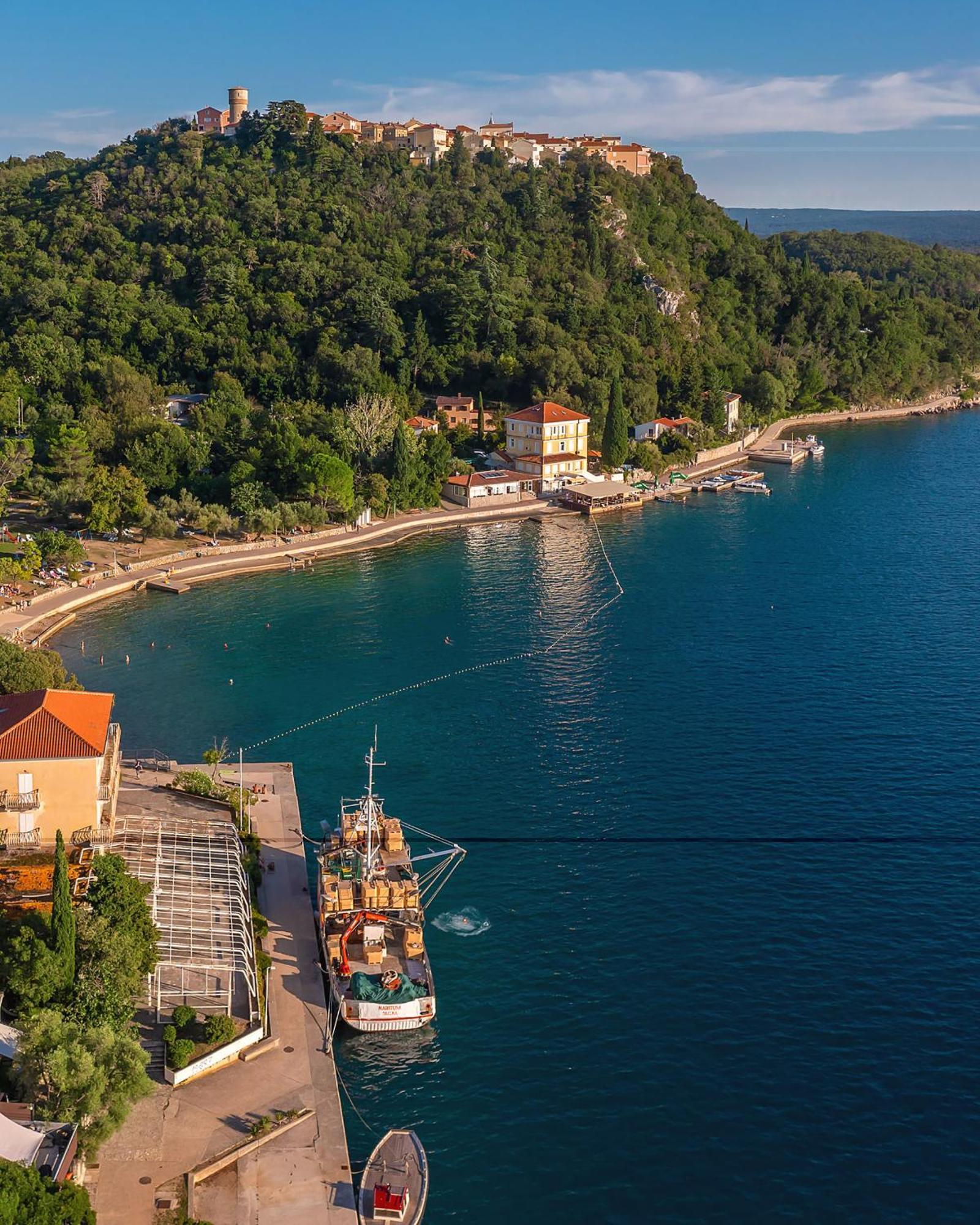 Hotel Delfin Omišalj Eksteriør billede