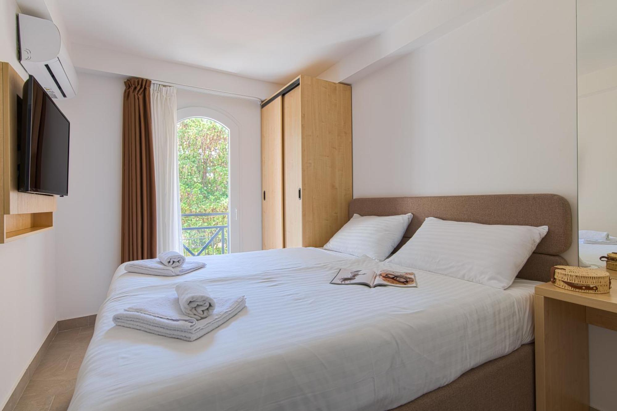 Hotel Delfin Omišalj Eksteriør billede