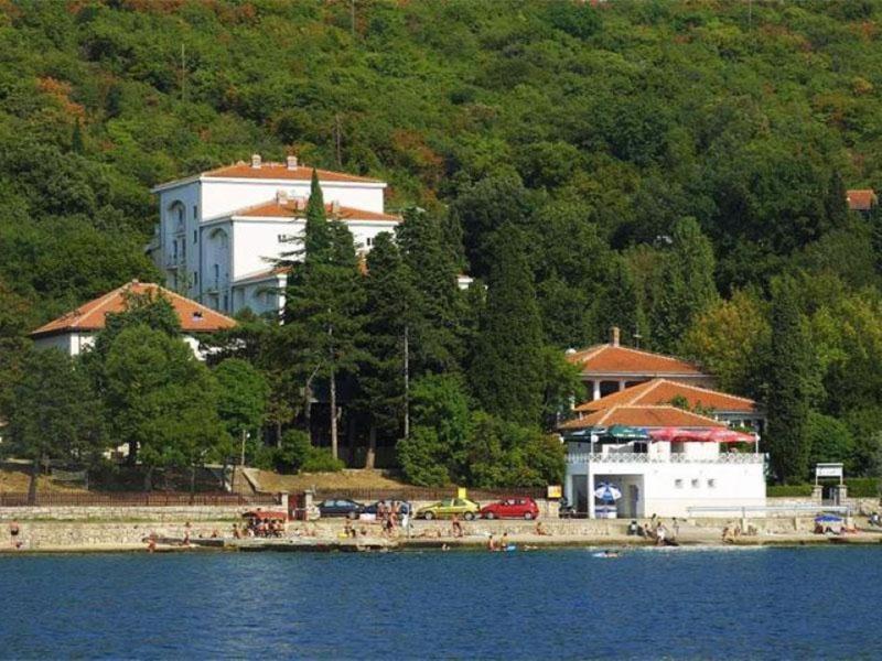 Hotel Delfin Omišalj Eksteriør billede
