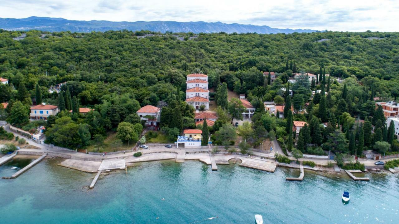 Hotel Delfin Omišalj Eksteriør billede